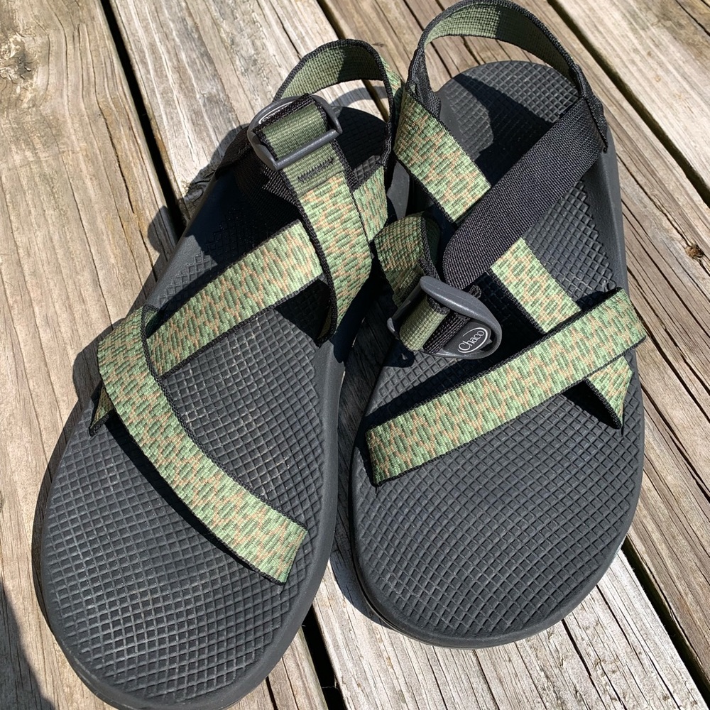 Men’s Chacos classic sandals
